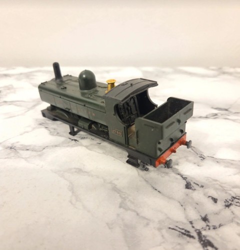 Hornby pannier tank locomotive - tank,