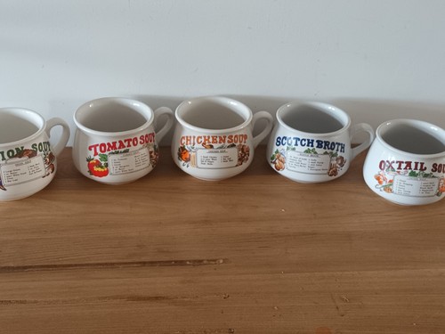 Vintage recipe soup - recipe, mugs