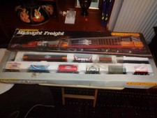Hornby Midnight Freight R674