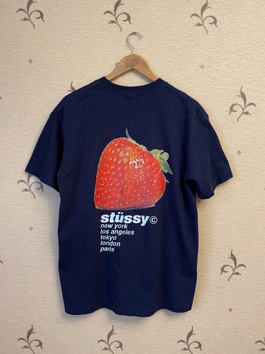 Stüssy strawberry graphic - stüssy,