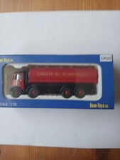BASE TOYS 1/76 DA22 RED TANKER TRUCK SMITH AND ROBINSON