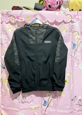 Mckenzie Black and grey