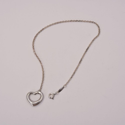Tiffany open heart - open,