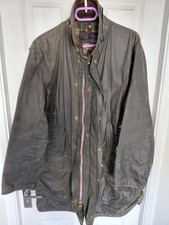 Barbour Border Green C42 / 107