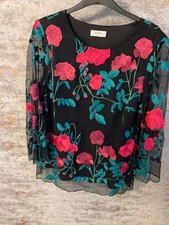 Soon ladies black rose detail embroidered top size 14