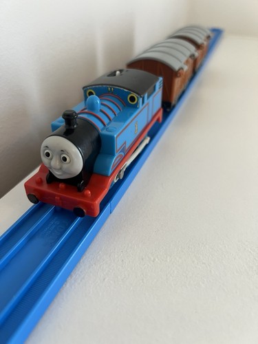 Tomy trackmaster thomas train - trackmaster,