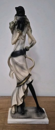 Resin figurine lady scarf - resin,