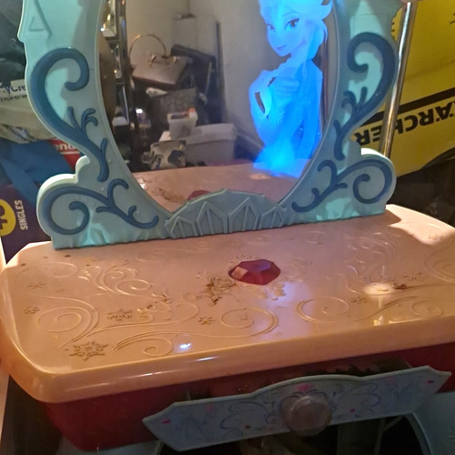 Disney frozen crystal kingdom - disney,