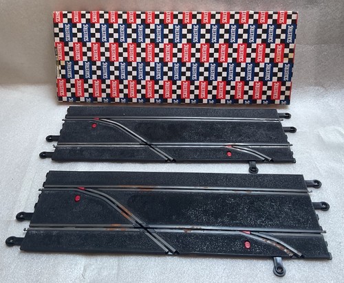 Classic scalextric pit - scalextric, 93