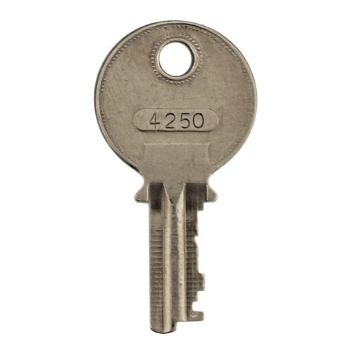 Antique key excelsior steamer - key,