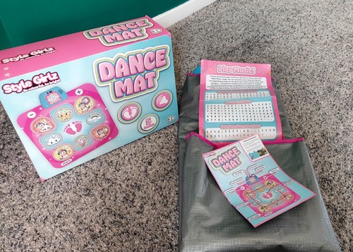 Fhnsel dance mat - dance,