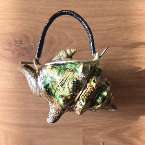 Green ceramic conch shell - green,