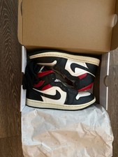 Air Jordan 1 Mid Trainer. UK