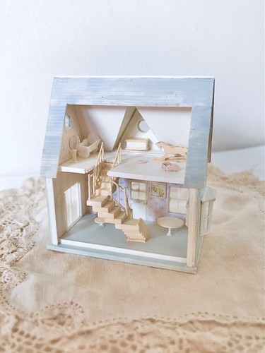 Miniature dolls house - miniature,