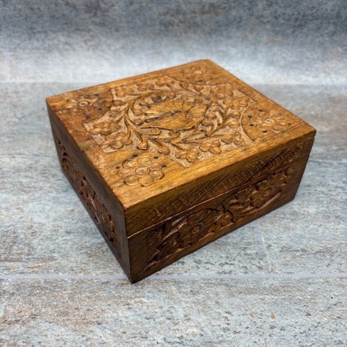 Wooden jewellery keepsake box - wooden,
