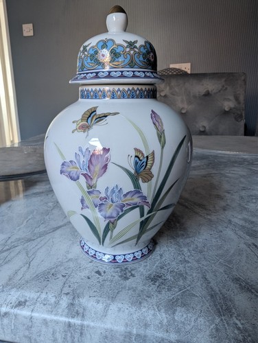 Vintage porcelain lidded - vintage,