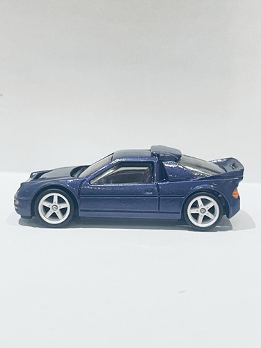 Hot wheels ford rs200 - hot,