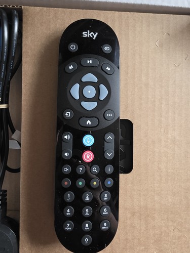 Bnib new official sky mini - new,