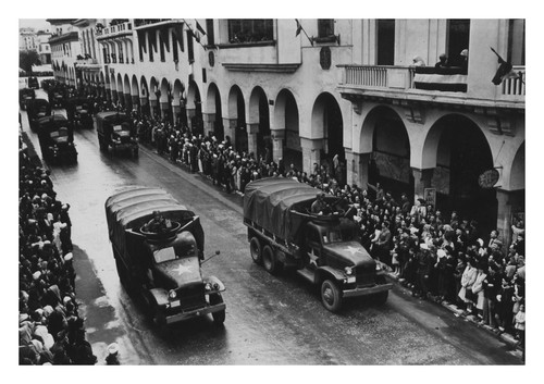 Army 6x6 trucks - us,