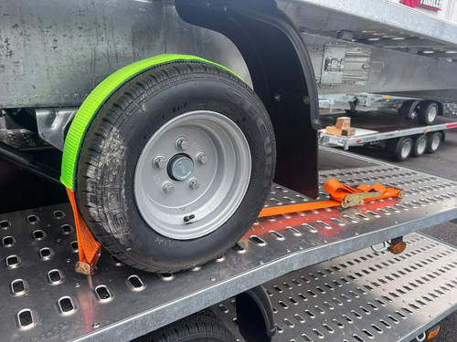 Over wheel ratchet - ratchet, straps