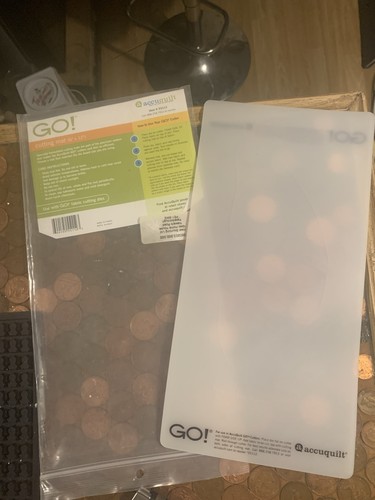 Accuquilt cutting mat - go,