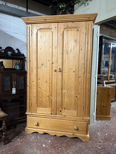 Pine wardrobe - pine,