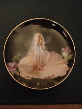 Danbury Mint Collector's Plate Flower Child From the Enchanted Garden