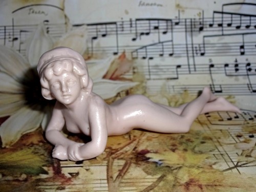 Antique 1920s 1930s art - antique,
