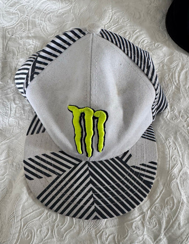 Monster energy white black - monster, white/black