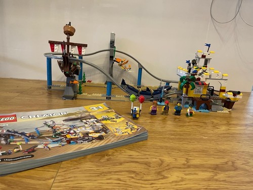 Lego pirate roller coaster - pirate,