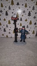Lemax Christmas Village Figuer