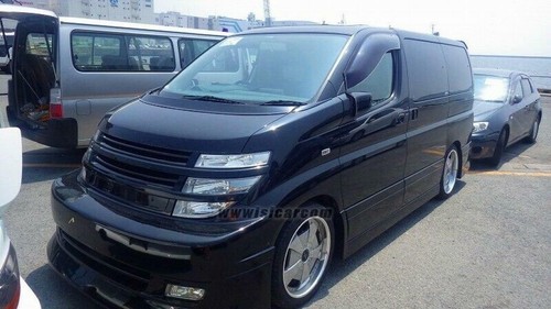 Nissan elgrand e51 - nissan, rear