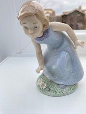 Nao by Lladro ~ Nao Rewards 2008. ‘A Delicate Flower'. Girl picking flowers. VGC