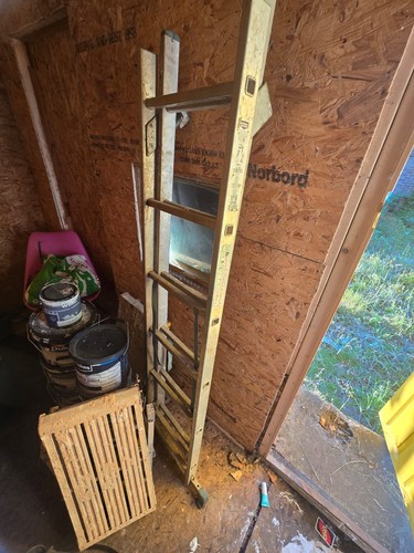 Extension ladder used - extension,