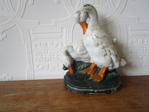 Vintage cast iron geese - cast,