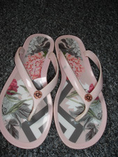 Ladies TED BAKER Flip Flops - Size 6