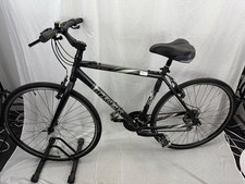 TREK ALPHA CUSTOM ALUMINUM 7200 FX BLACK ROAD BIKE.