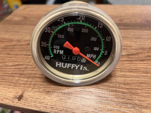 Vintage huffy bike - huffy, speedometer