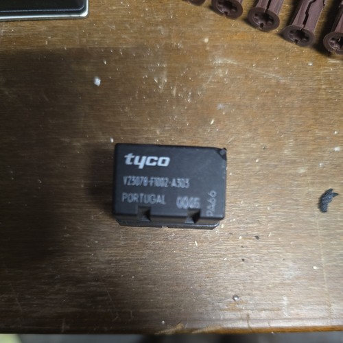 Tyco v23078 f1002 - tyco,