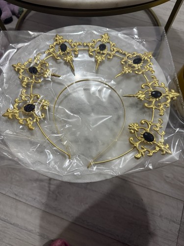 Gold black gothic - gold, baroque