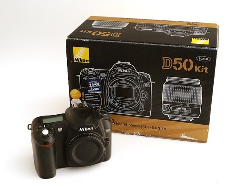Nikon d50 dslr camera - nikon,