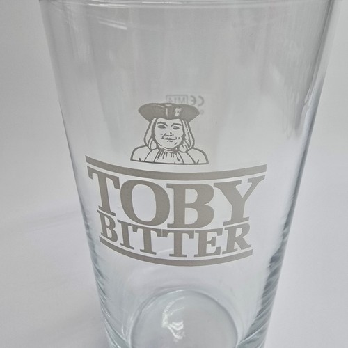 Pair toby bitter pint glass - of,