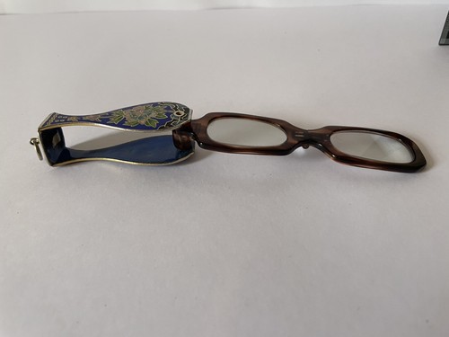 Vintage mid century plastic - mid,