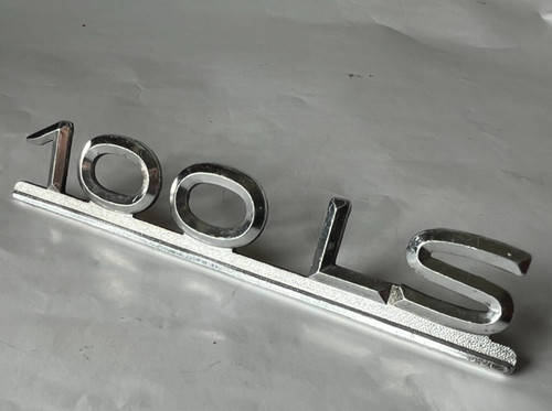 Audi 100 car badge emblem - 100,