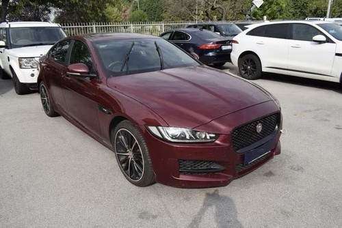 Jaguar burgendy breaking - burgendy,