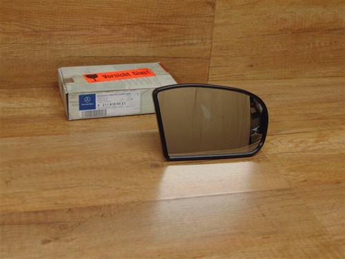 Right exterior mirror - exterior, glass