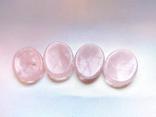 Rose quartz thumb stone worry - rose,