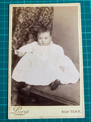 Cabinet card baby - cabinet,