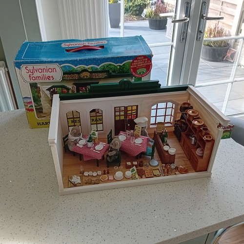 Sylvanian families harvester - sylvanian,