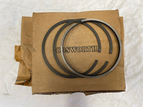 Cosworth genuine piston - yb,
